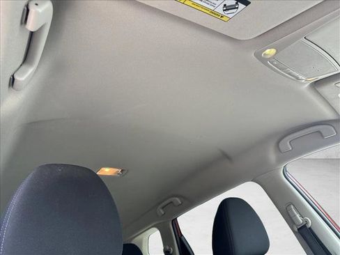 Used 2019 Nissan Rogue SV FWD image 23