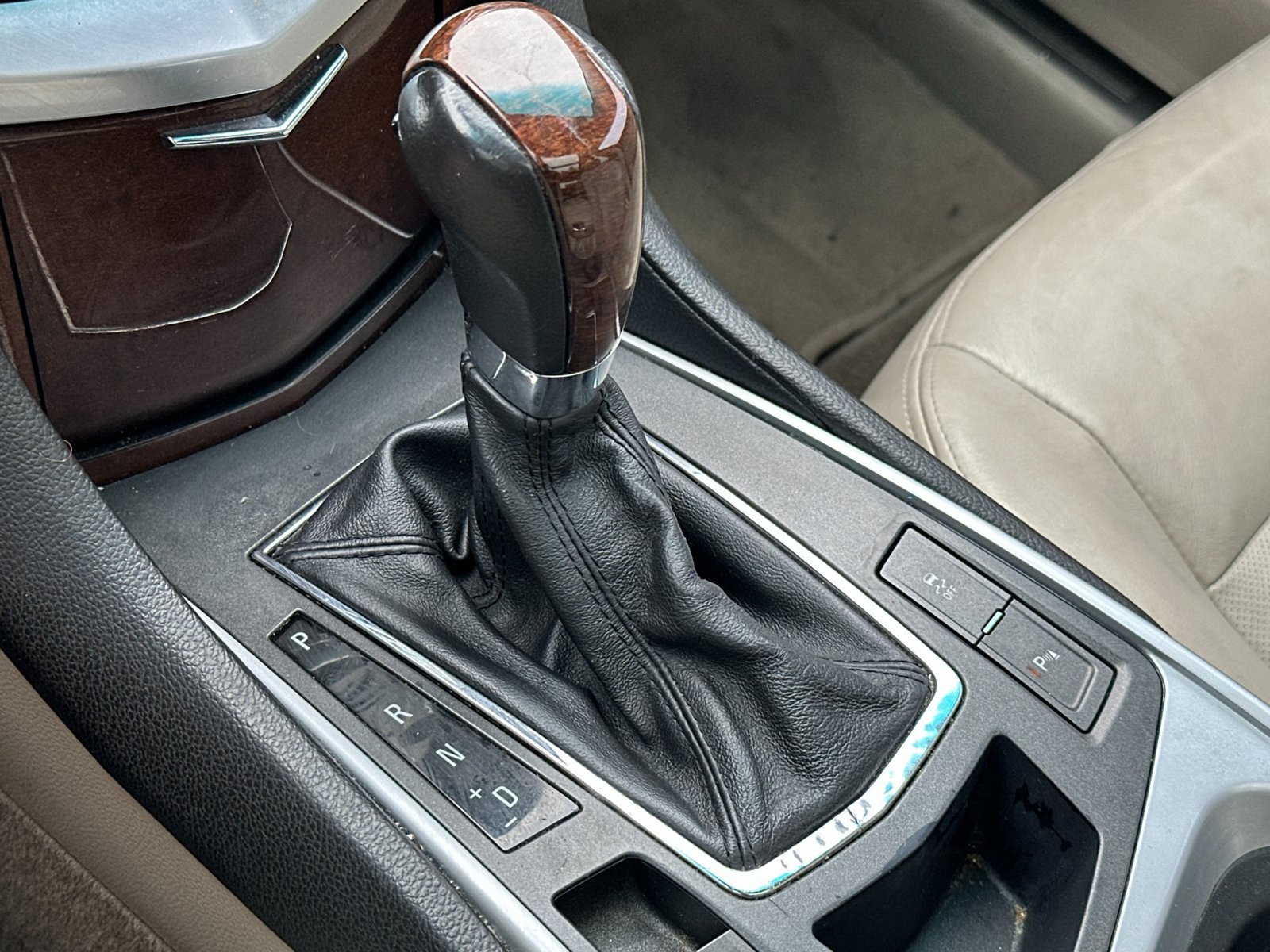 Used 2011 Cadillac SRX Performance FWD image 21