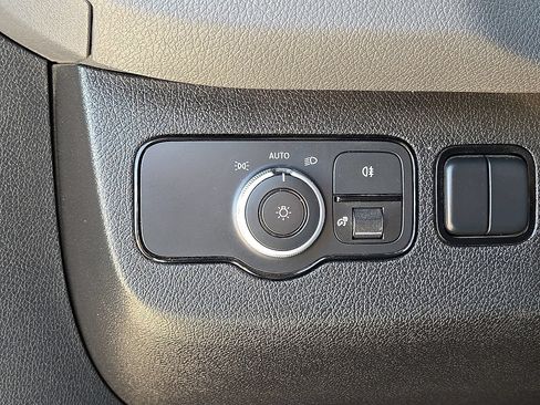 Used 2025 Mercedes-Benz Sprinter 2500 image 26