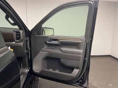 New 2026 Chevrolet Silverado 1500 High Country w/ Midnight Edition image 25