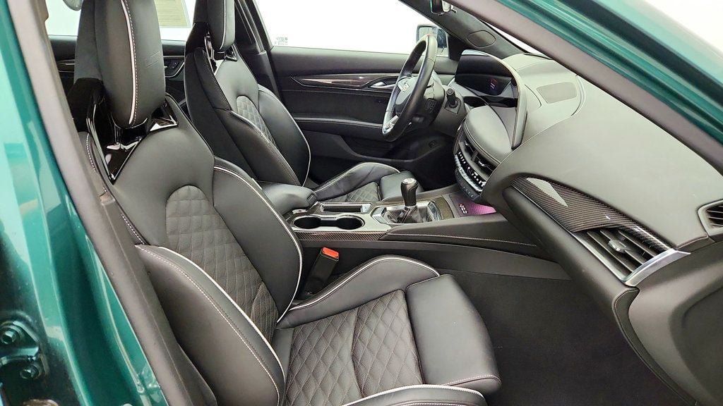 Used 2025 Cadillac CT5 V Blackwing w/ Parking Package RWD image 22