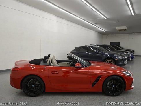 Used 2019 BMW Z4 sDrive30i w/ M Sport Package image 9
