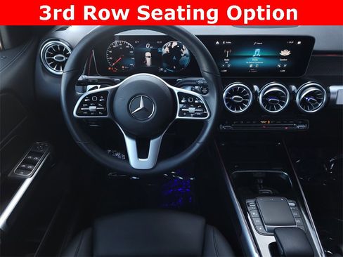 Used 2021 Mercedes-Benz GLB 250 4MATIC w/ Premium Package image 14