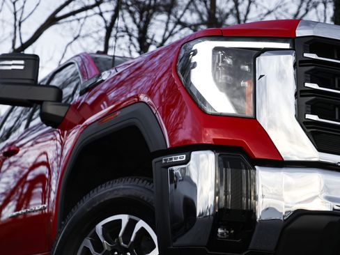 New 2026 GMC Sierra 2500 SLE w/ SLE Value Package; image 3