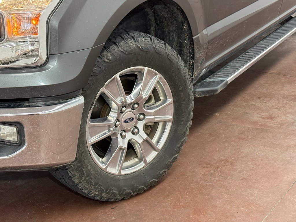 Used 2016 Ford F150 XLT w/ Equipment Group 302A Luxury RWD image 14