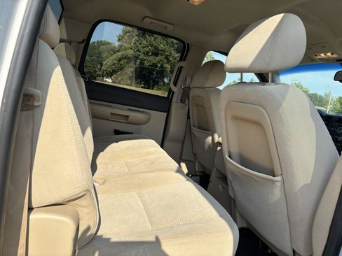 Used 2007 Chevrolet Silverado 1500 LT w/ 1LT Convenience Package RWD image 10