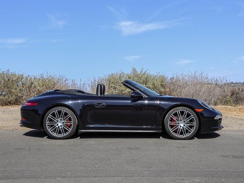 Used 2015 Porsche 911 Carrera 4S AWD/4WD image 7