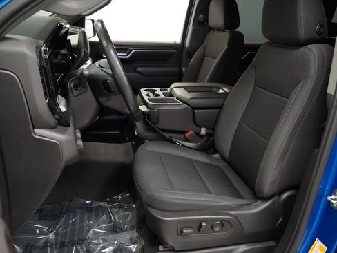 Certified 2022 Chevrolet Silverado 1500 LT AWD/4WD image 8
