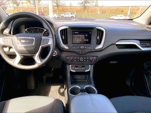Used 2022 GMC Terrain SLE w/ Driver Convenience Package AWD/4WD image 14