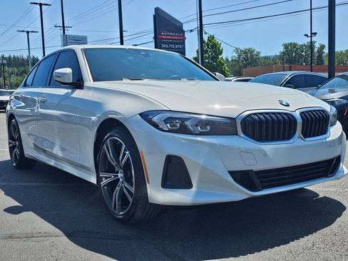 Used 2023 BMW 330i xDrive Sedan w/ Driving Assistance Package AWD/4WD image 7