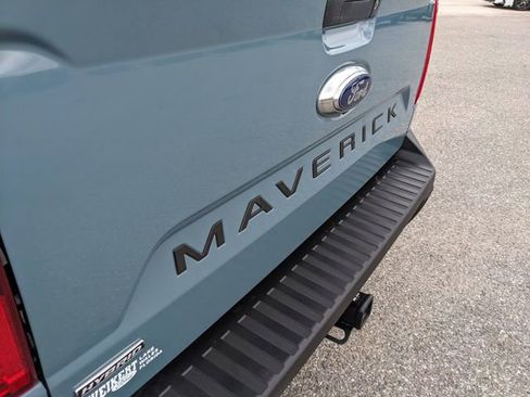 Used 2023 Ford Maverick XLT image 11