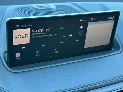 Used 2023 Acura MDX SH-AWD w/ Advance Package image 20