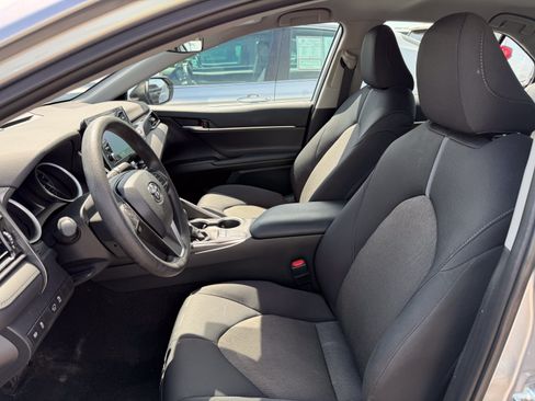 Used 2023 Toyota Camry LE FWD image 8