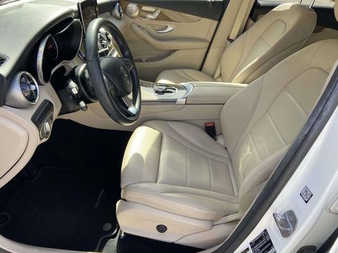 Used 2018 Mercedes-Benz GLC 300 image 17