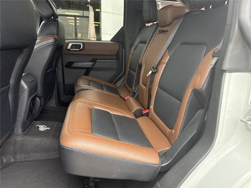 Certified 2024 Ford Bronco Outer Banks image 5