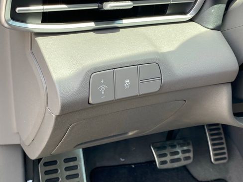 New 2026 Hyundai Elantra Sport FWD image 8