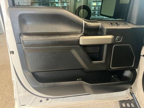 Used 2019 Ford F150 Raptor w/ Equipment Group 802A Luxury AWD/4WD image 26