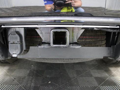 Used 2025 Chevrolet Tahoe RST image 44