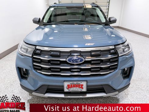 Used 2025 Ford Explorer Active w/ Active Comfort Package AWD/4WD image 7