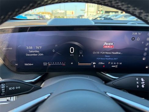 Used 2025 Buick Envision Preferred image 18