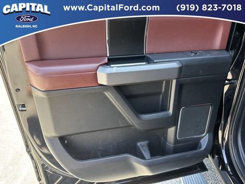 Used 2020 Ford F150 Platinum w/ Equipment Group 701A Luxury AWD/4WD image 17