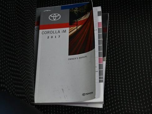 Used 2017 Toyota Corolla iM image 17