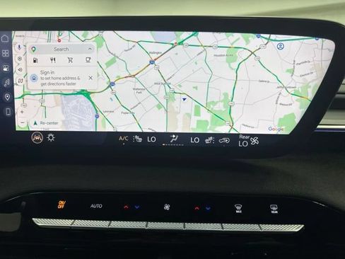 Used 2025 Buick Enclave Preferred FWD image 19