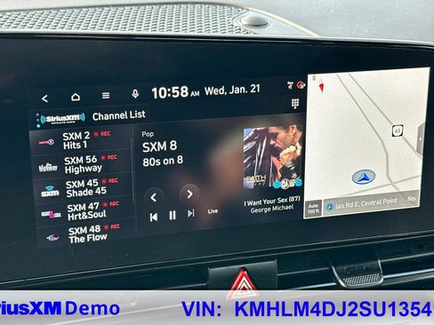Certified 2025 Hyundai Elantra SEL image 28