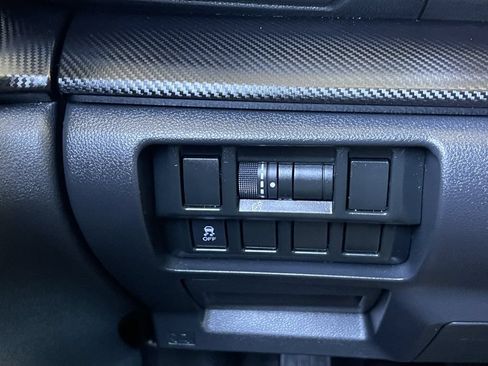 Used 2019 Subaru Crosstrek 2.0i Premium AWD/4WD image 24