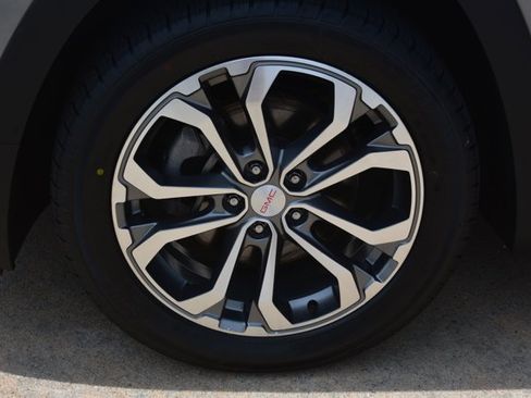 Used 2019 GMC Terrain SLT w/ Preferred Package AWD/4WD image 11