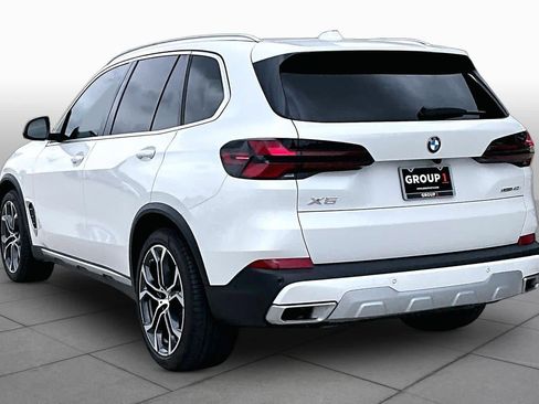 Used 2026 BMW X5 xDrive40i w/ Executive Package image 12
