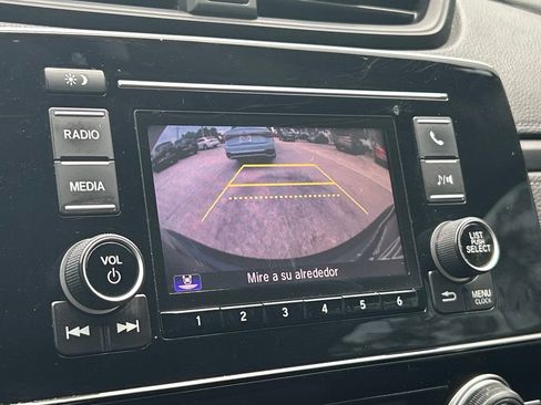 Used 2018 Honda CR-V LX image 17