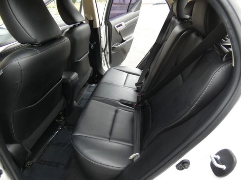 Used 2015 Lexus CT 200h image 51