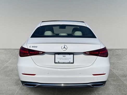 Used 2022 Mercedes-Benz C 300 Sedan image 4