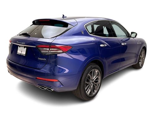 Used 2024 Maserati Levante GT Ultima image 7