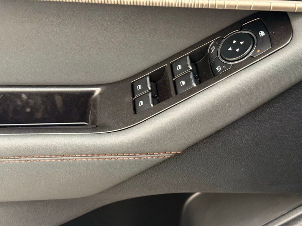 New 2025 Ford Explorer Active AWD/4WD image 24