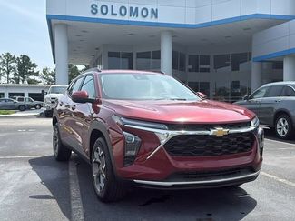 Used 2025 Chevrolet Trax LT w/ LT Convenience Package FWD video 1