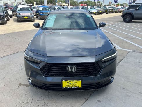 Used 2023 Honda Accord Touring image 8