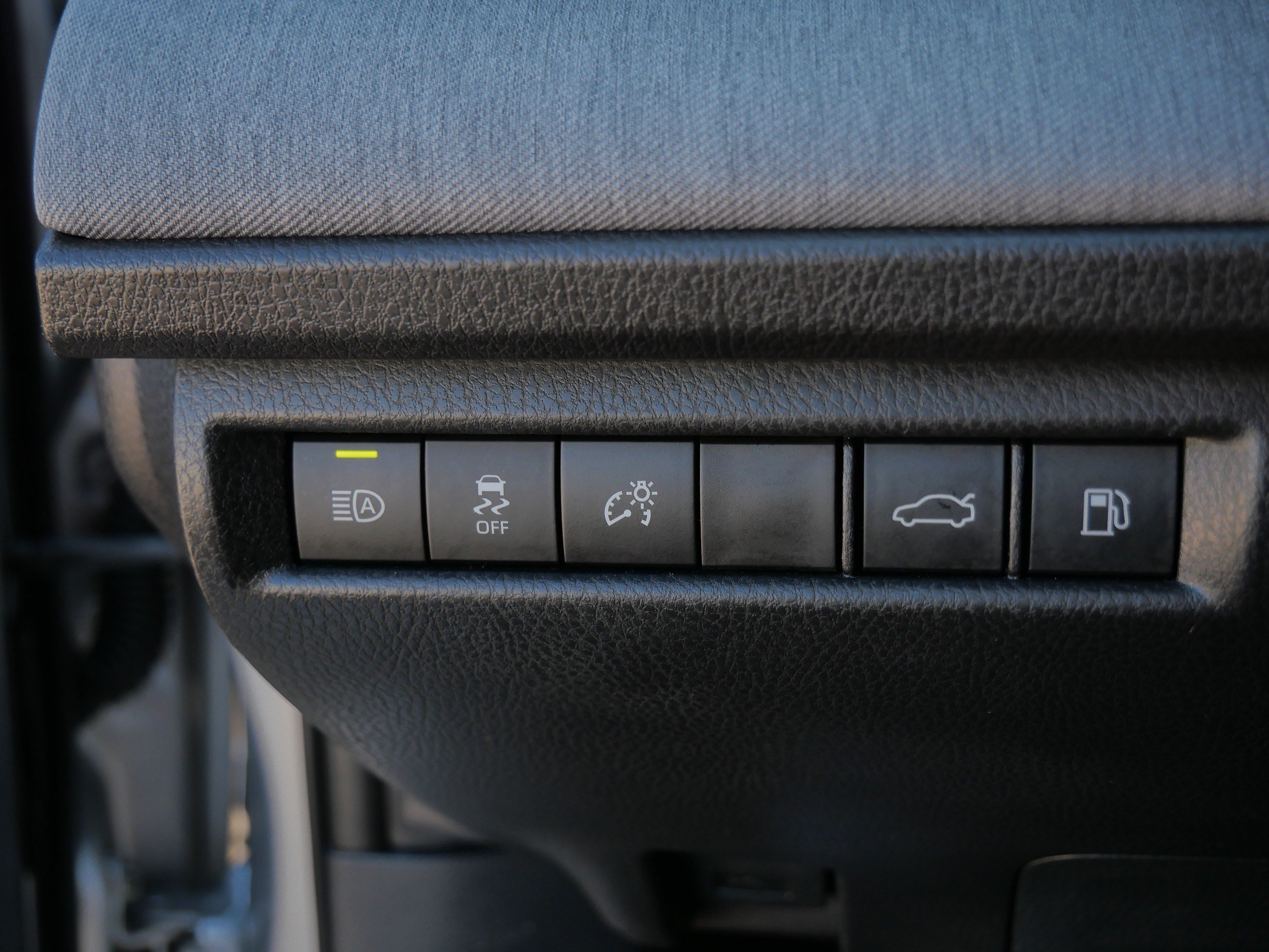 Certified 2026 Toyota Camry LE w/ Convenience Package FWD image 28