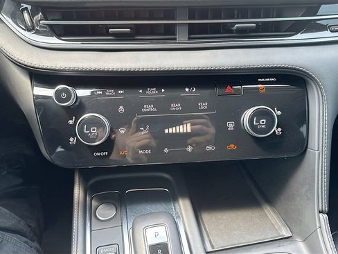 Used 2023 INFINITI QX60 Luxe w/ Cargo Package FWD image 19