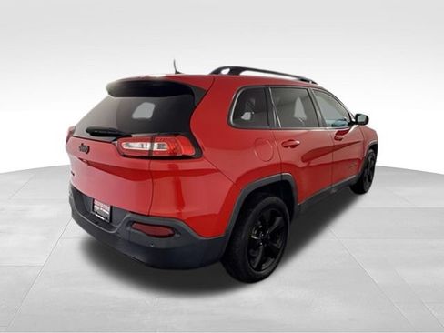 Used 2018 Jeep Cherokee Limited w/ High Altitude Package AWD/4WD image 8