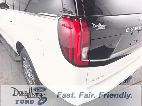 New 2026 Ford Expedition Active AWD/4WD image 13