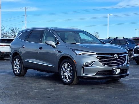 Used 2023 Buick Enclave Premium w/ Experience Buick Package image 2