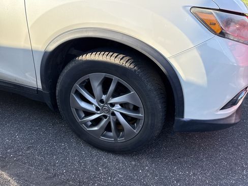 Used 2015 Nissan Rogue SL w/ SL Premium Package AWD/4WD image 3
