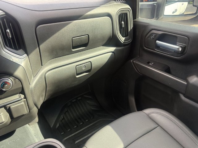 Used 2026 Chevrolet Silverado 3500 W/T AWD/4WD image 19