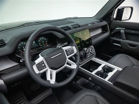 New 2026 Land Rover Defender 110 S AWD/4WD image 17