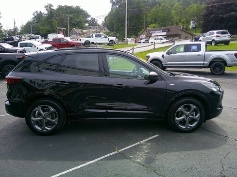 Used 2024 Ford Escape ST-Line w/ Tech Pack #1 image 6