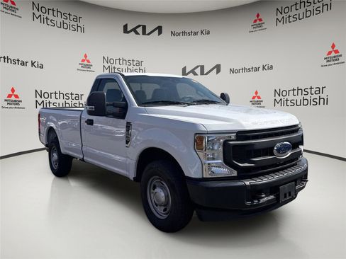 Used 2022 Ford F250 XL w/ Power Equipment Group RWD image 7