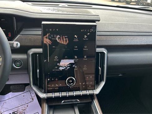 New 2026 GMC Acadia Denali Ultimate image 13