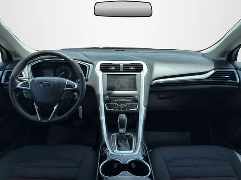 Used 2016 Ford Fusion SE AWD/4WD image 14